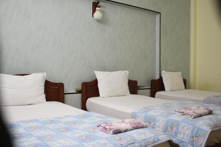 Phong Lan Guesthouse Hue Bilik gambar