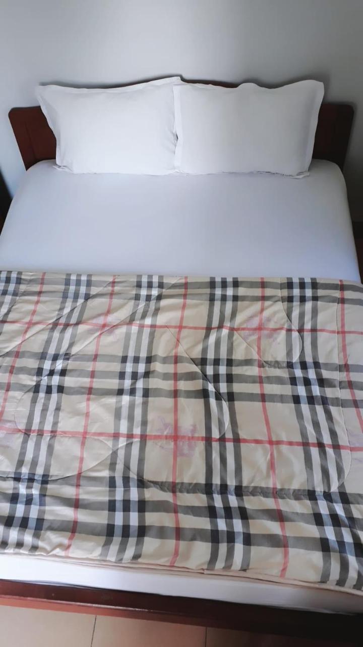 Phong Lan Guesthouse Hue Luaran gambar